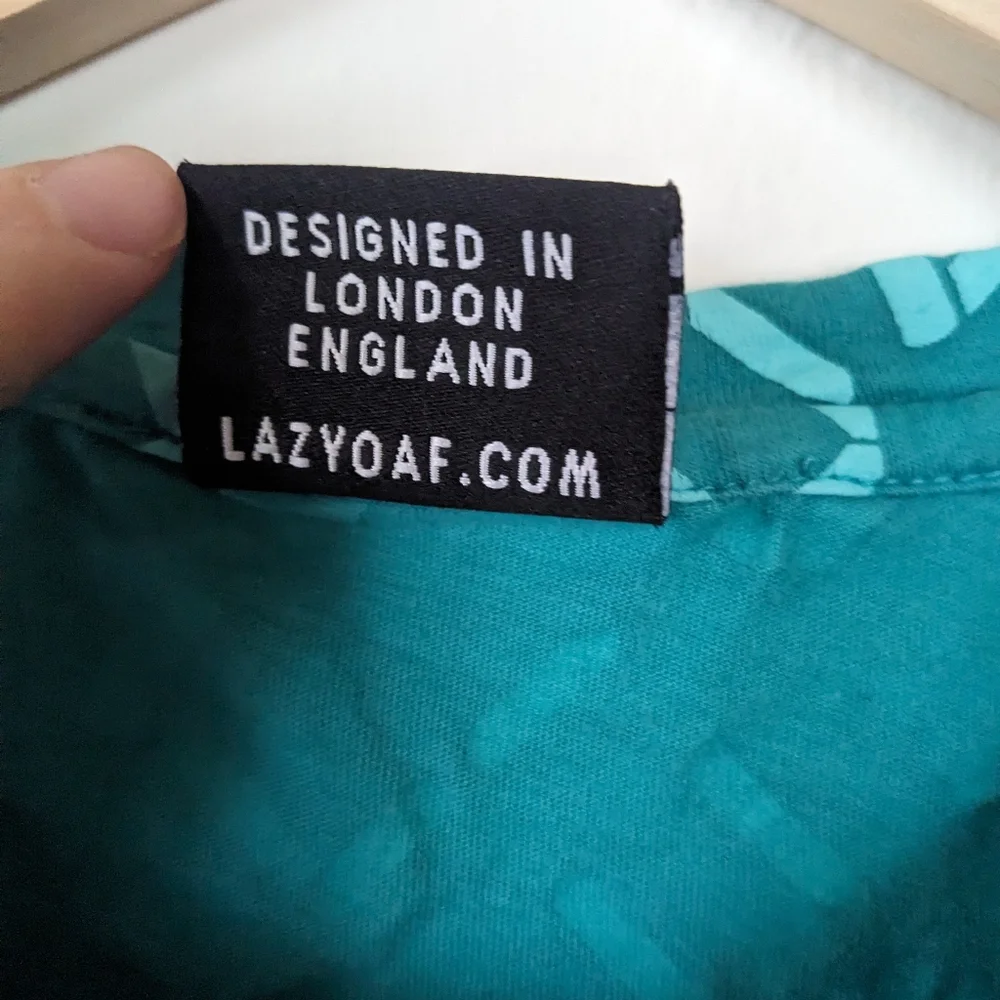 Lazy Oaf Digital Text Crop Tee - Picture 5 of 6